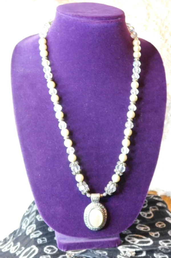 Silver & Faux Pearl Beads w Silver & White Pendant